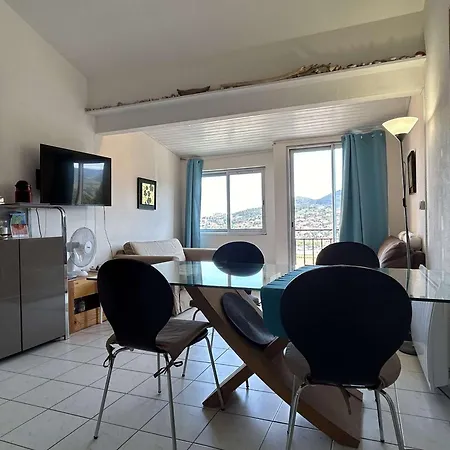 Apartment Duplex 3 Pieces Climatise Avec Parking, Proche A - Fr-1-225c-143