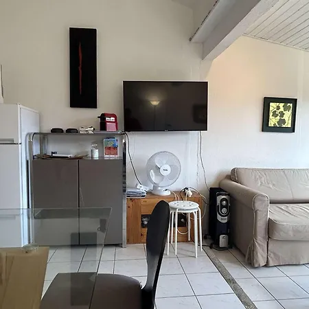 Duplex 3 Pieces Climatise Avec Parking, Proche A - Fr-1-225c-143 Apartment